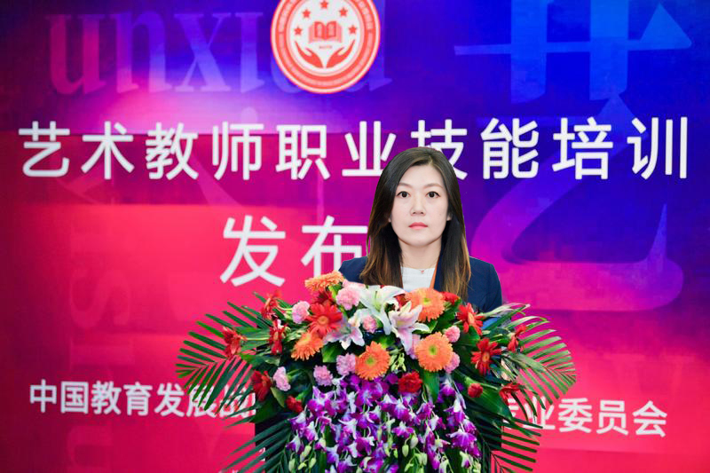 吕梦訢.jpg